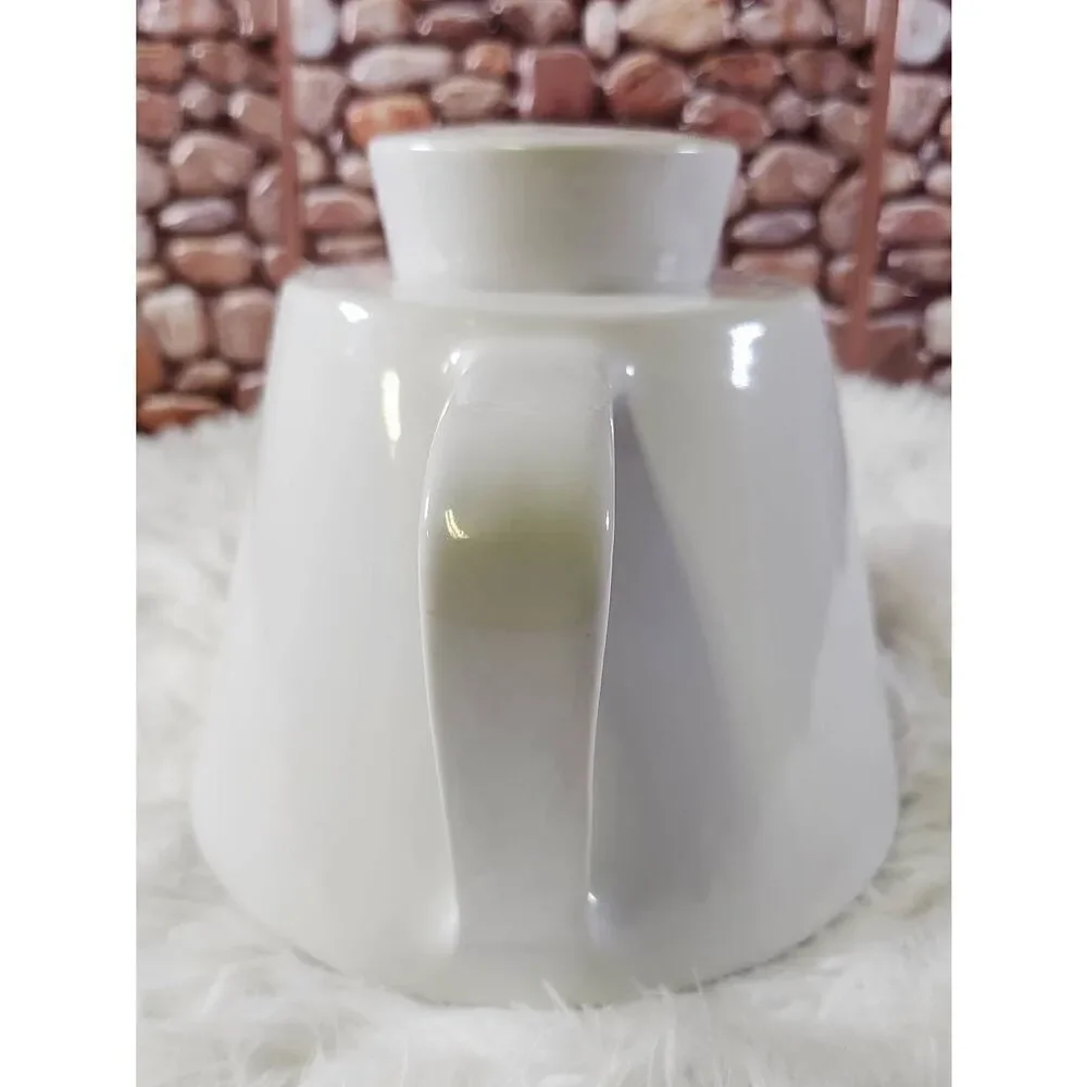 Ikea White Modern Style Tea Pot with Handle and Locking Lid Classic Large